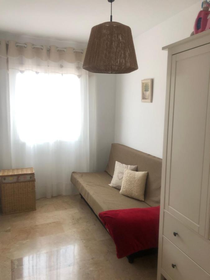 Apartamento Con Terraza Y Piscina En Malgrat De Mar Exterior foto