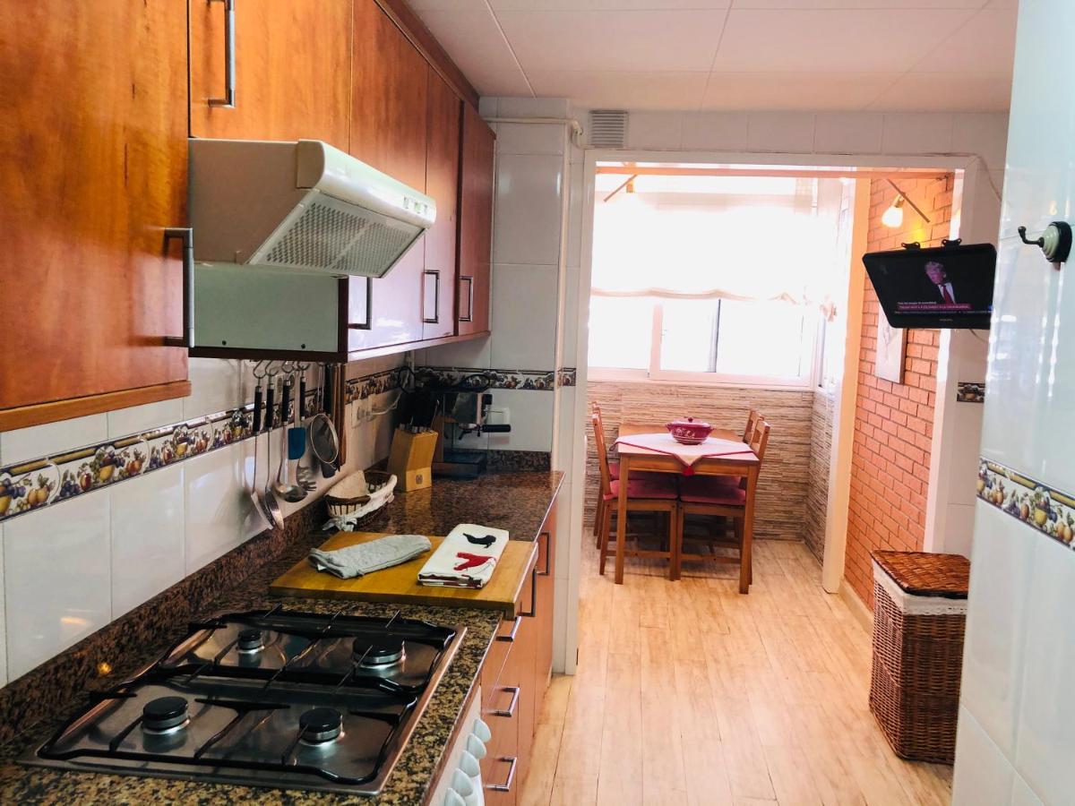 Apartamento Con Terraza Y Piscina En Malgrat De Mar Exterior foto